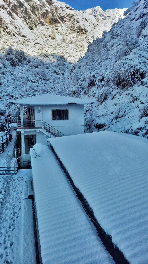 Babutaal Resort Chakrāta Exteriör bild