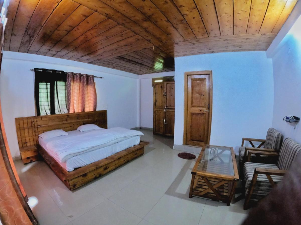 Babutaal Resort Chakrāta Exteriör bild