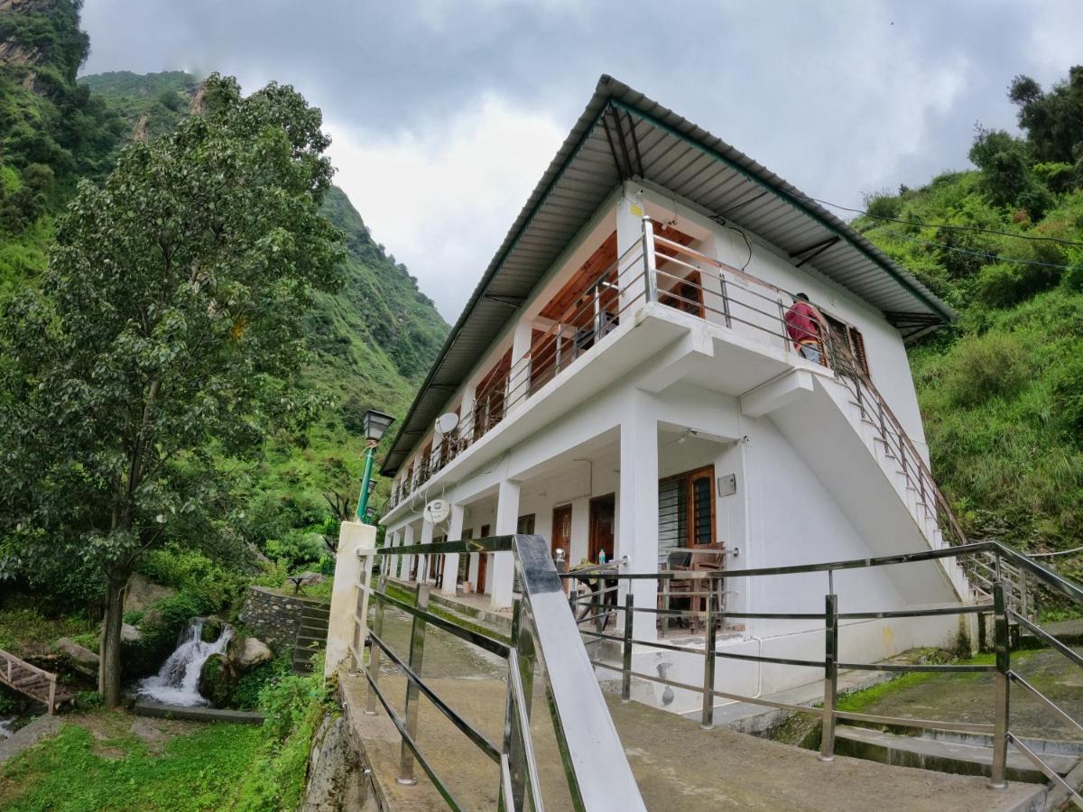 Babutaal Resort Chakrāta Exteriör bild